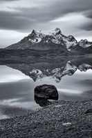 Torres Del Paine Cumbre Central & Cumbre Principal Lago Pehoe