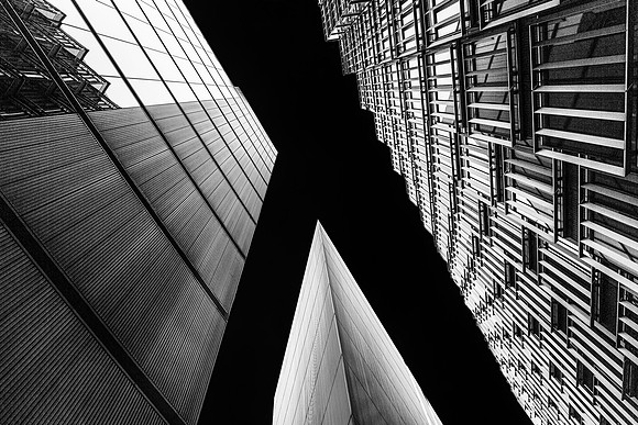 Meeting Point, More London