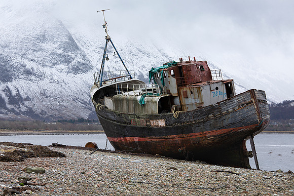 Scotland - Ben Nevis & Old Boat of Caol