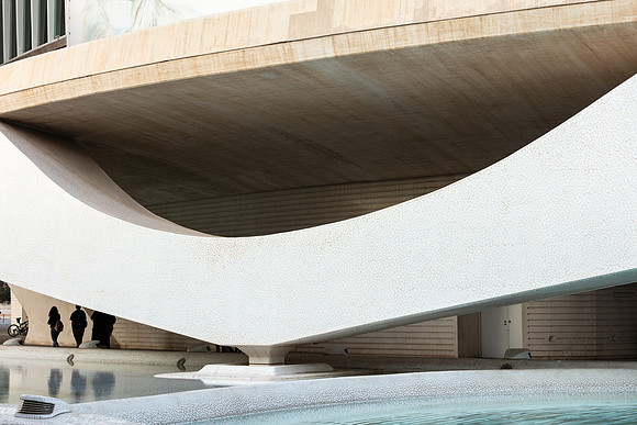 Valencia - Curves