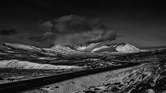Assynt - Road to the  Mountains-