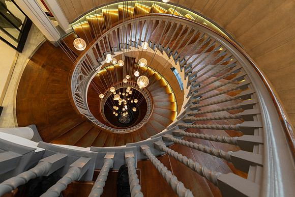 London - Heal's Spiral Staircase