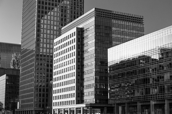 Canary Wharf, Reflections